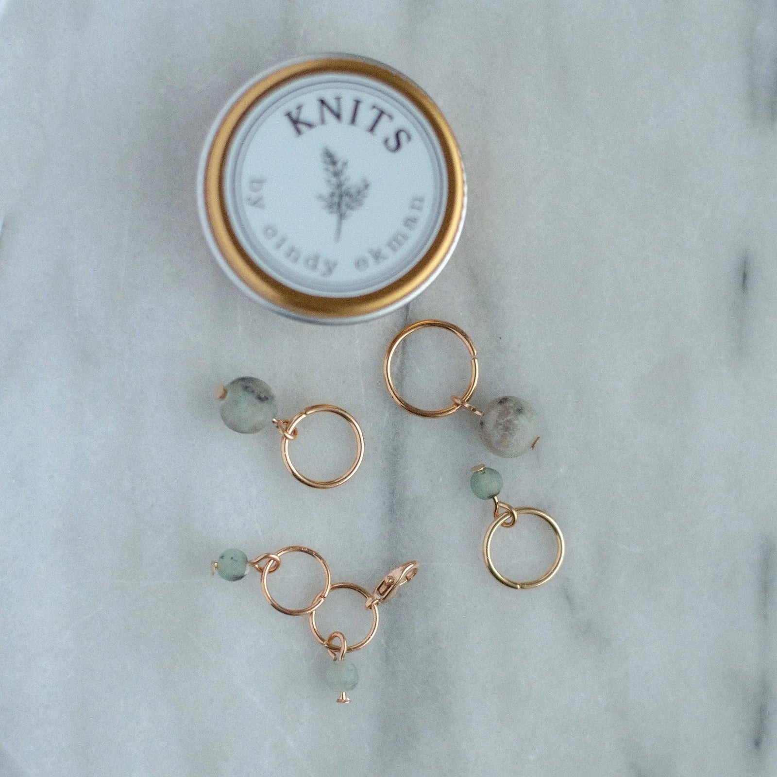 Pearls set - dusty green stitch markers