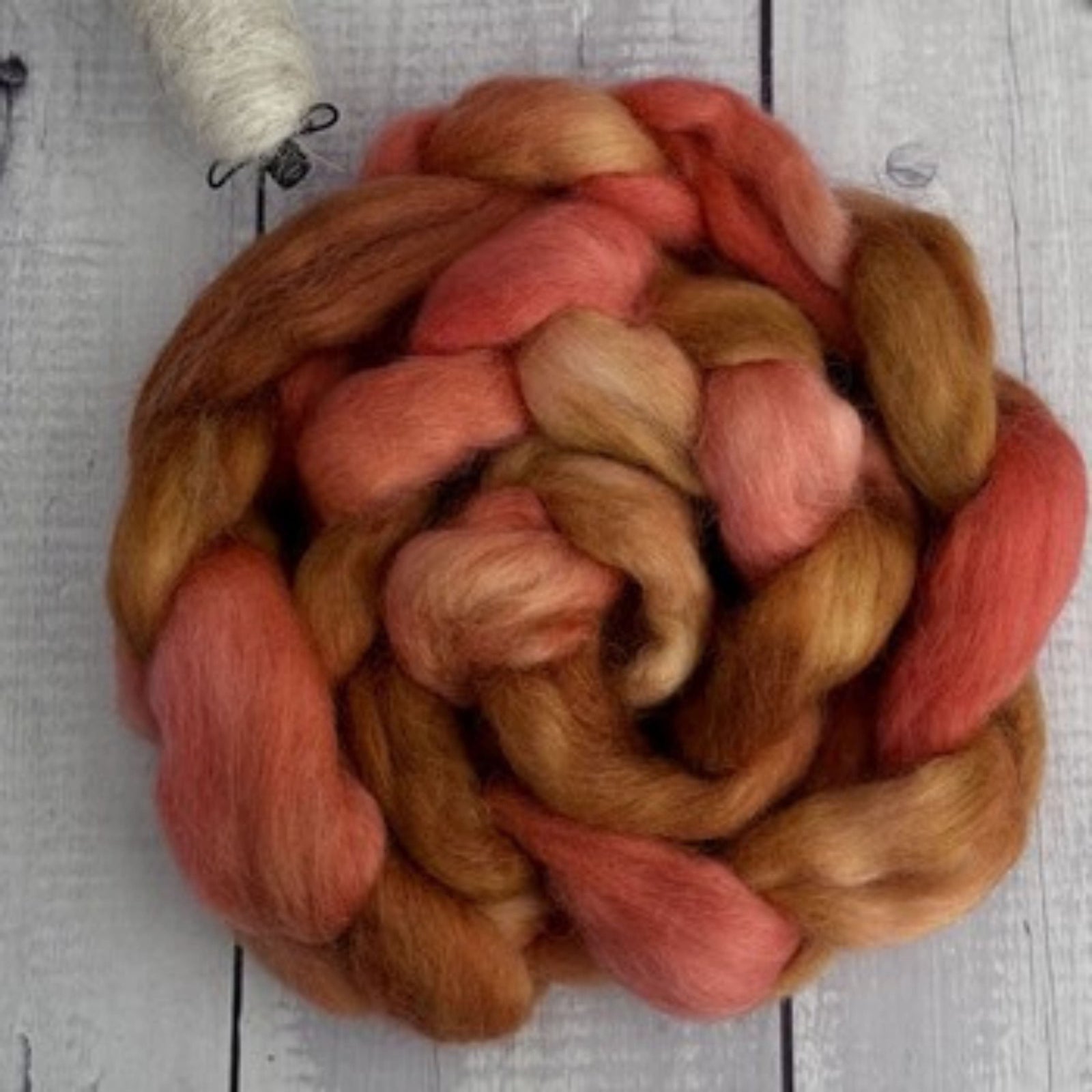 The Lucky Ewe Combed Top - Border Leicester Autumn 